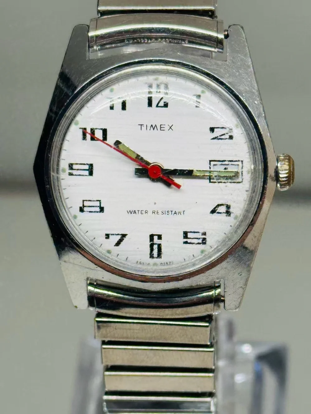 Vintage Timex Hand Wind Women’s Watch White Dial Date Stretch Band Runs 31mm